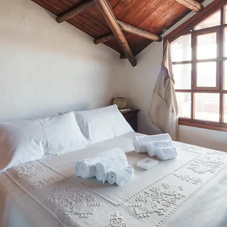 Daire Panoramic Attic With Pool Near Costa Smeralda