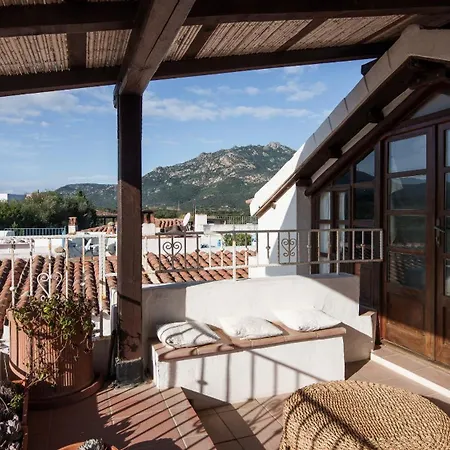 Panoramic Attic With Pool Near Costa Smeralda Appartement Olbia