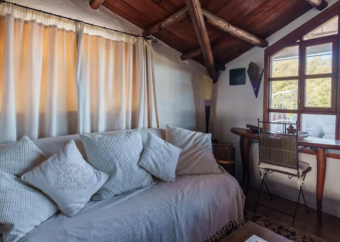 Welcomely - Romantic Roof Olbia